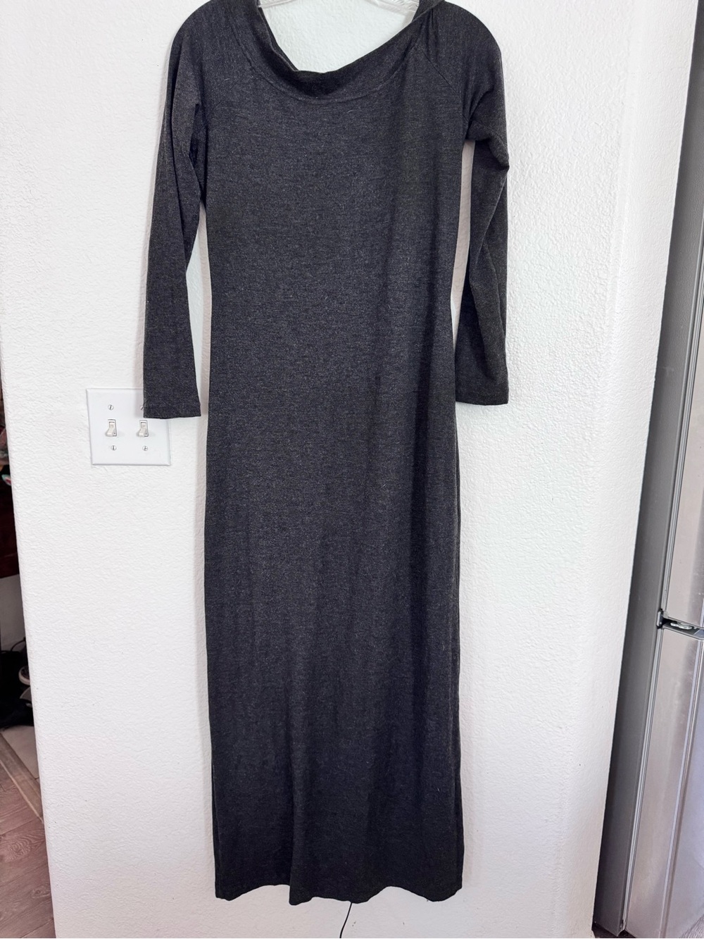 Vintage Luna Luz Long Sleeve Maxi Dress in Charcoal Gray